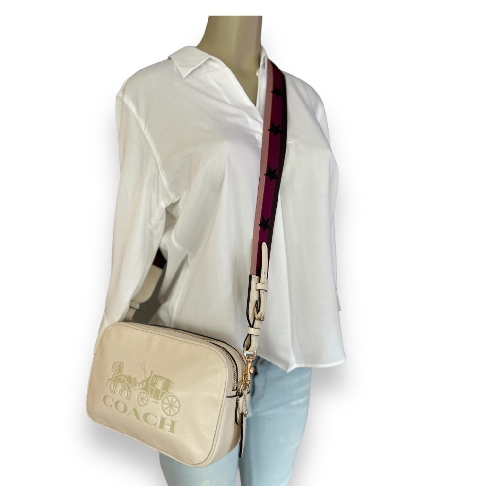 Coach Crossbody - Picture 2 of 16